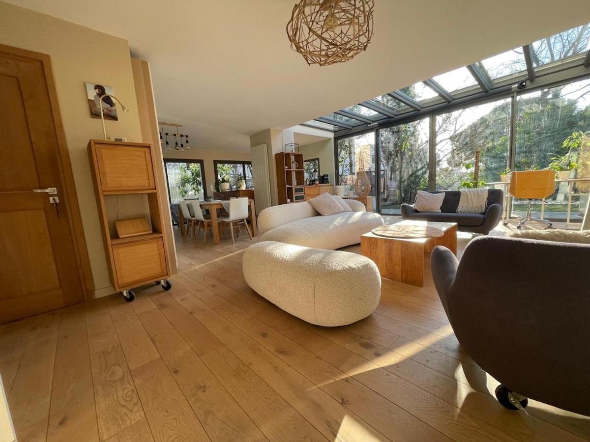 Villa Glass And Wood Designer With Garden In Centertown Montpellier