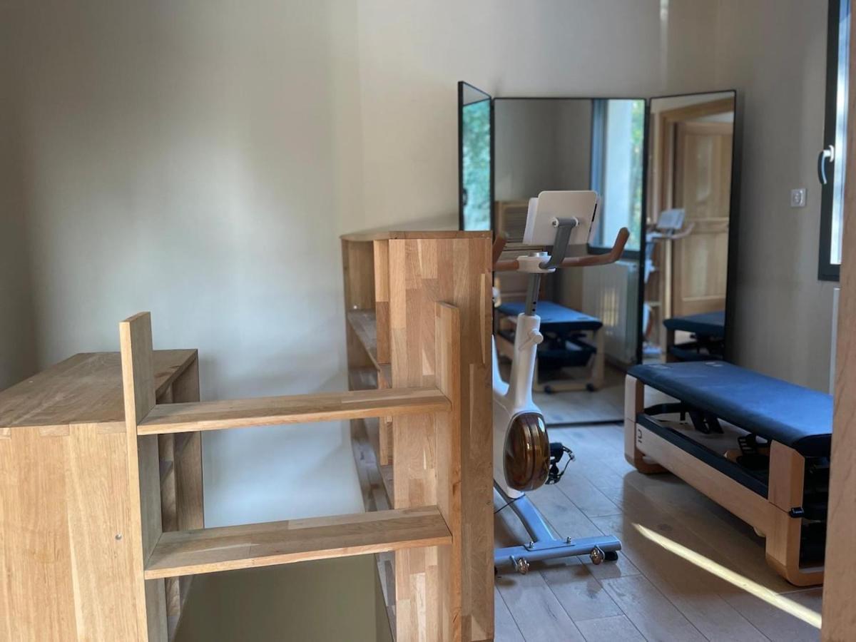 Glass And Wood Designer With Garden In Centertown