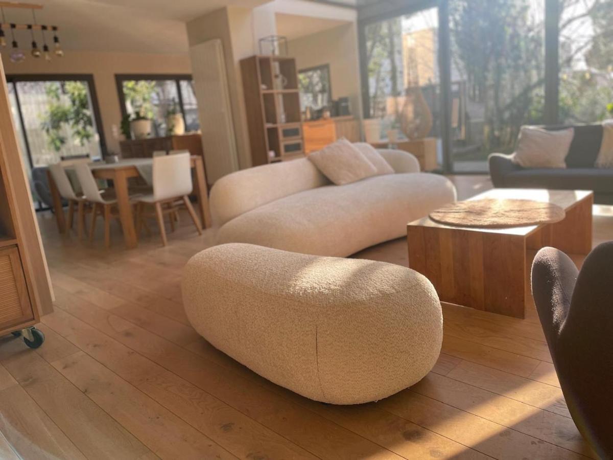 Glass And Wood Designer With Garden In Centertown Villa Montpellier